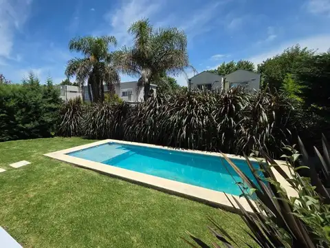 ALQUILER CASA 4AMBIENTES ALTOS DE HUDSON II PILETA