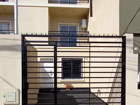 Dr A Palacios 600, Piso PB