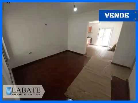 Casa a terminar + PH en planta alta independiente.
