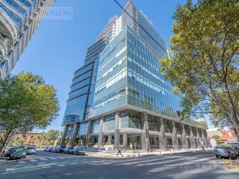 Oficina en Alquiler con 16 cocheras