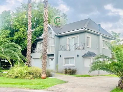 Casa en Venta Barrio Cerrado Campos de Alvarez