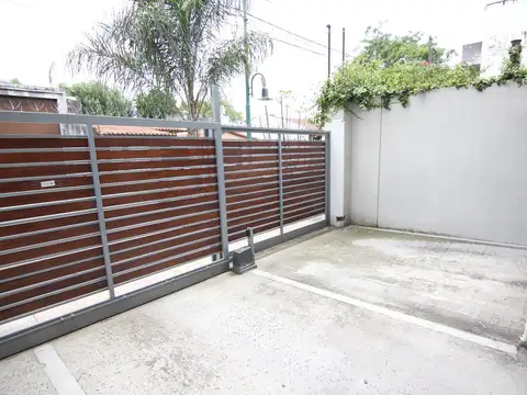 Ruben Dario al 4200 entre Alem y Maquinista Carregal