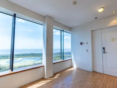 VENTA DEPTO.  DÚPLEX  4 AMB 2 COCHERAS PTO. MADERO