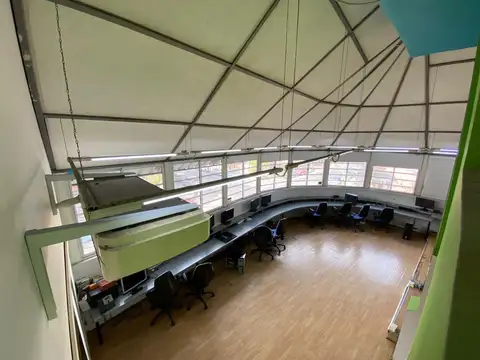 Ferrari al 300 (Leopoldo Marechal)