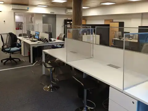 Oficina Monoambiente con 2 baños