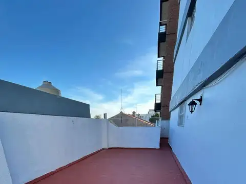 Venta Depto 3 Ambientes con balcón aterrazado en Devoto