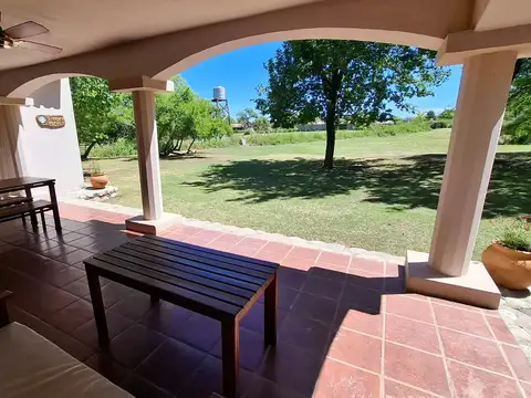Casa en Venta en Villa De Las Rosas, USD 160.000