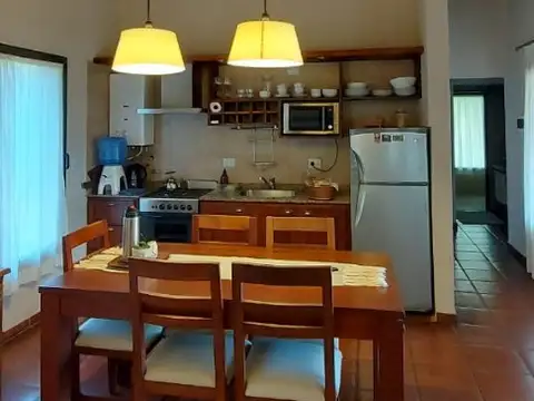Casa 3 ambientes con 2 baños