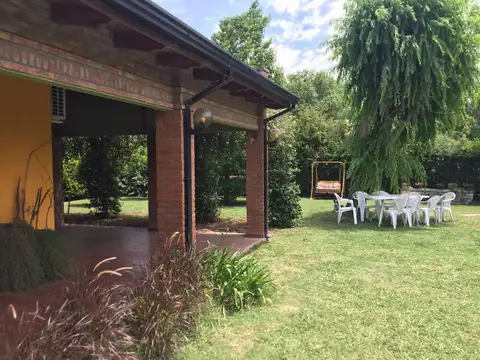 Casa en Alquiler Temporal en Roldan, $ 3.700.000