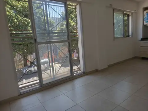 Oficina en Alquiler en Moron Norte, $ 320.000