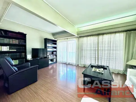 DEPARTAMENTO 3 AMBIENTES AL FRENTE SUPER AMPLIO 2 BAÑOS Y BALCON CORRIDO