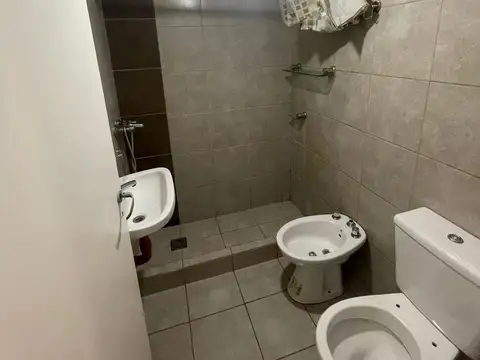 Depto Tipo Casa en Alquiler 50 años