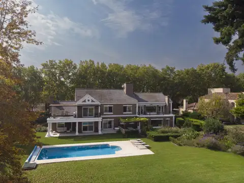 Casa en Venta al Noroeste