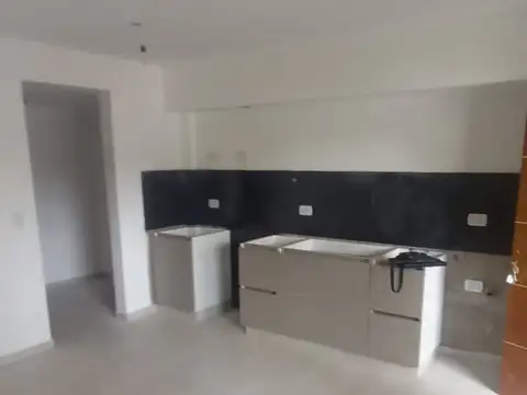 Departamento en Venta en Moron Sur, USD 55.000