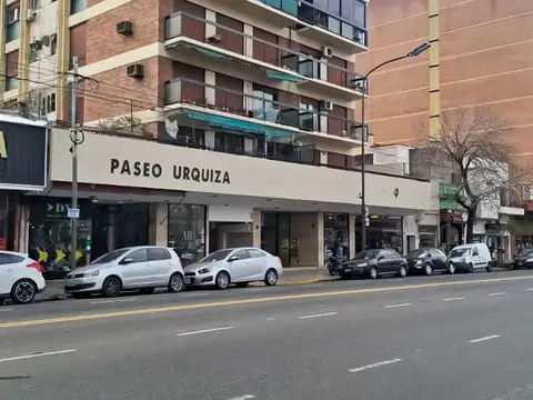 VENTA - LOCAL COMERCIAL / OFICINA PROFESIONAL  – VILLA URQUIZA