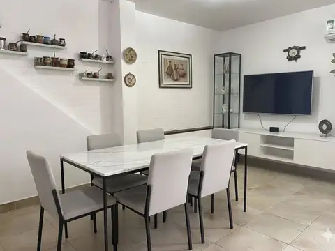 Depto Tipo Casa en Venta en El Palomar, USD 79.000