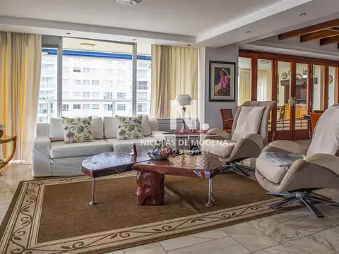 Departamento en Venta de 4 ambientes