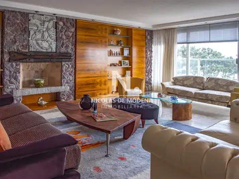 Departamento en Venta en Playa Mansa, USD 950.000