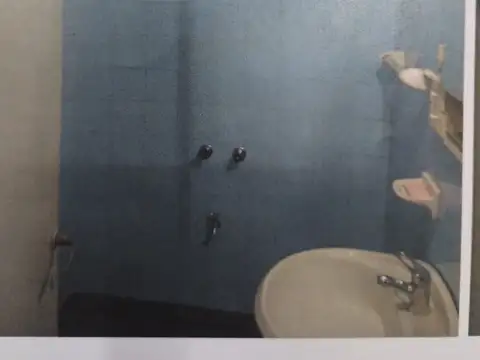 ITALIA 3736, DOS DORMITORIOS, PATIO, SERVICIOS 481-5308