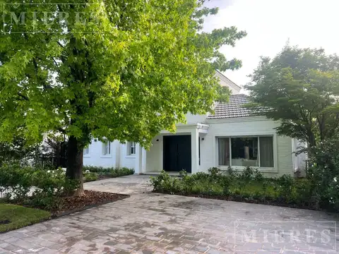 Casa en alquiler temporario en Mayling Club de Campo