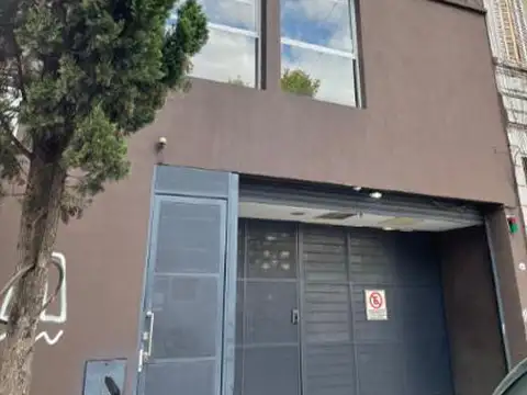 Excelente edificio en Block - reciclado a nuevo  900 m2