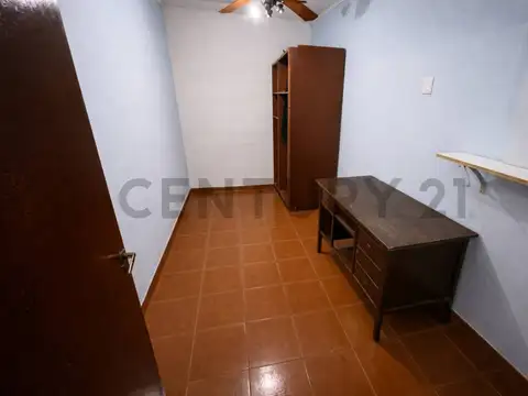 Casa principal + PH independiente + local comercial