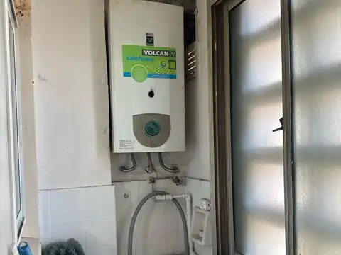 Departamento de 4 ambientes con cochera