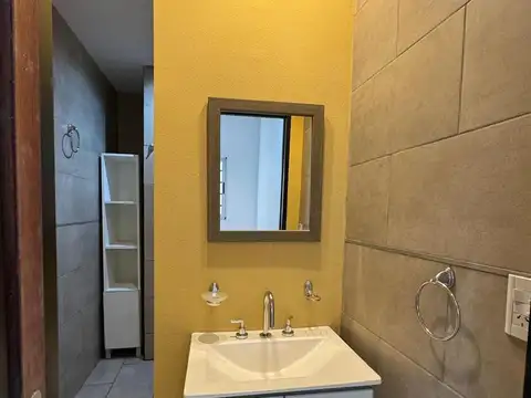 Depto Tipo Casa en Venta en Lomas De Zamora, USD 55.000