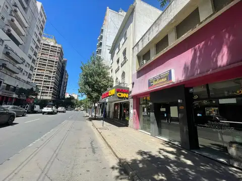 Local en Venta 66 años