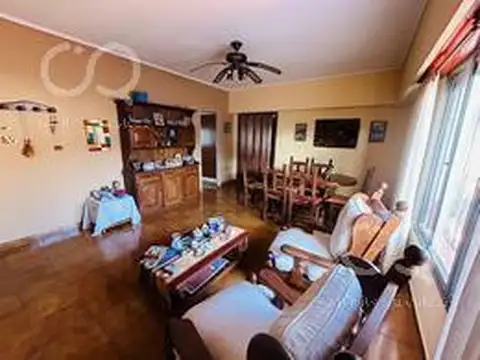 Depto Tipo Casa en Venta de 3 ambientes