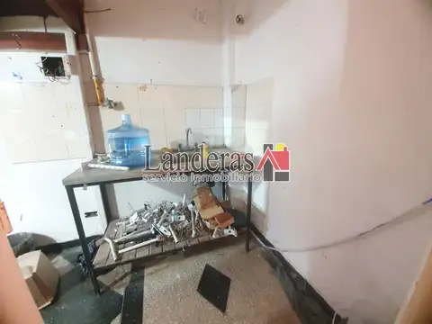 Local Comercial en EXCELENTE UBICACIÓN