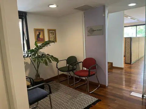 Oficina Monoambiente con 4 baños