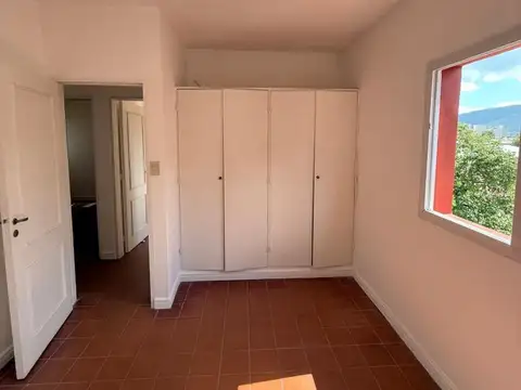 Venta de Departamento de 3 Dormitorios en calle 20 de Febrero al 700, Salta Capital