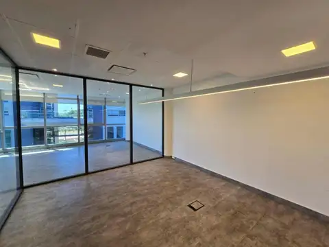 Oficina en Alquiler al Sur