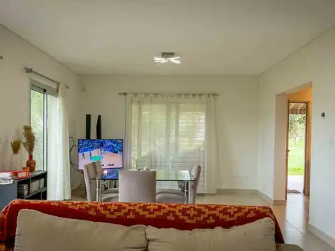 CASA 4 DORMITORIOS VENTA VAQUEROS