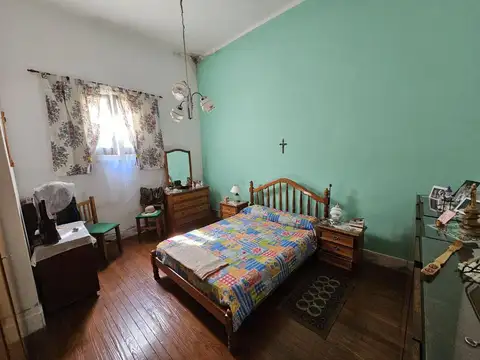 Depto Tipo Casa en Venta 70 años