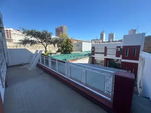 Casa en Alquiler en Ramos Mejia Sur, $ 1.600.000