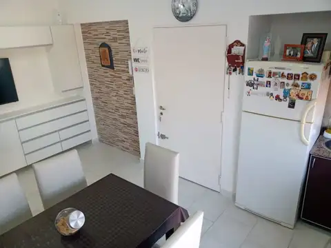 Departamento en Venta en Villa Luzuriaga, USD 67.000