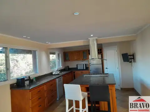 Casa en venta de 6 dormitorios c/ cochera en Mar de las Pampas