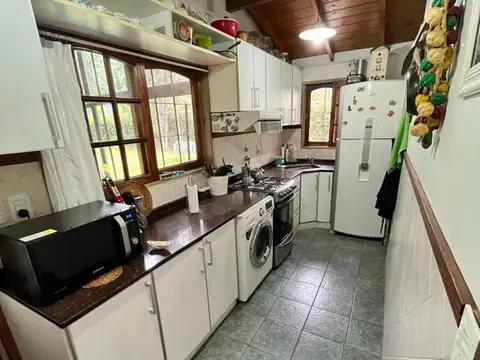 Casa 5 ambientes con 3 baños