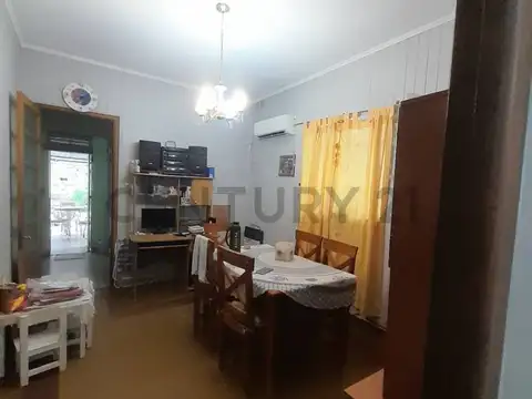 Venta Casa Céntrica 2 Dormitorios- B° 30 de Octubre - Rafaela