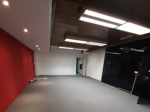 Ramón Falcon 7000, Piso 3