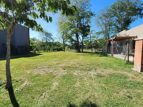 Terreno en Venta en Pilar del Este - Santa Guadalupe, USD 70.000