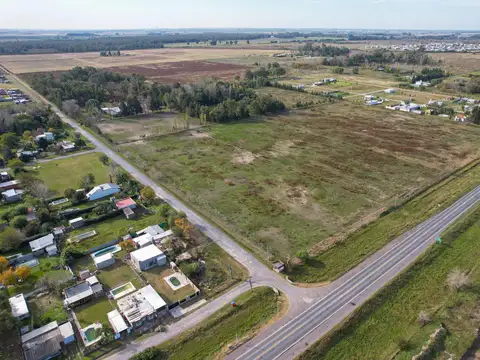 Campo en venta de 5,8has Apta Desarrollo 290 mts Sobre Ruta A012 Piñero/Álvarez