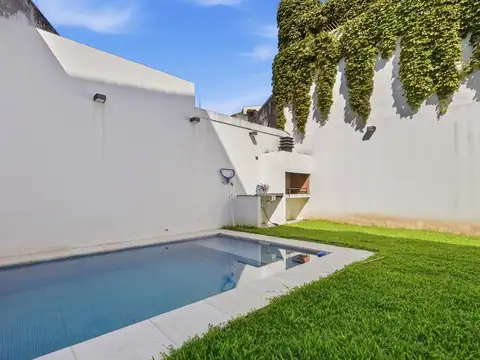 Depto Tipo Casa en Venta 2 años