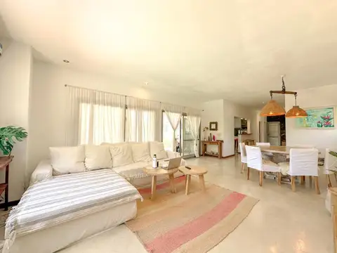 Casa en Alquiler en San Sebastian, USD 1.800