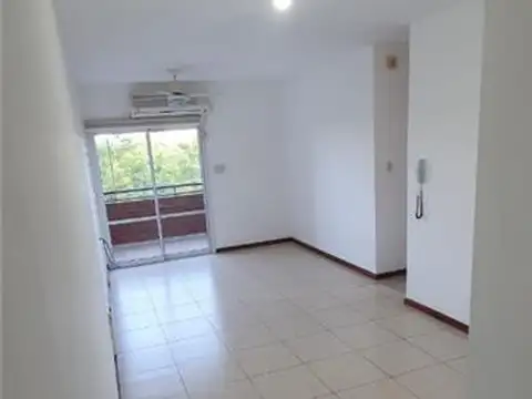 Juan Domingo Perón 1400, Piso 2