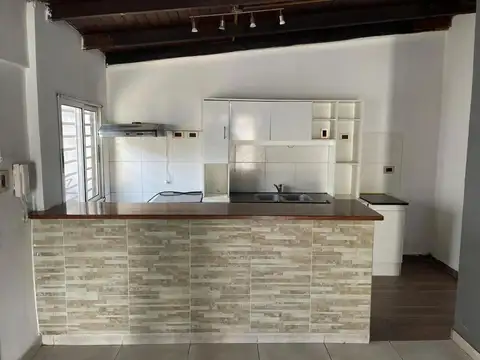Casa en venta - 2 Dormitorios 1 Baño - Berisso
