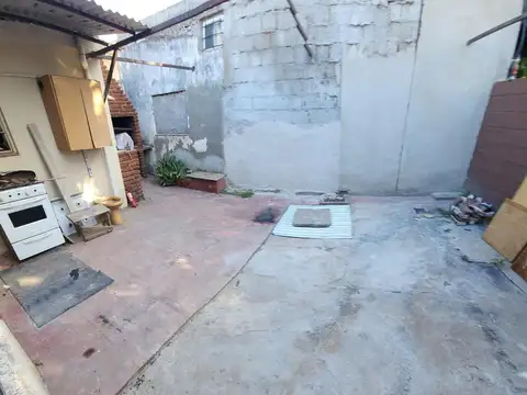 Depto Tipo Casa 2 ambientes con 1 baño