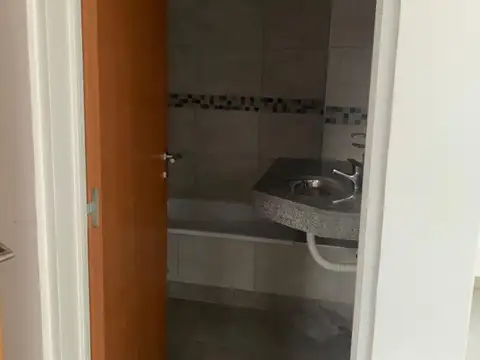 En Martin Coronado en Venta Amplio Monoambiente con Balcon a Estrenar en 1 Piso. F: 8792